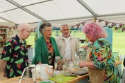 (v.l.n.r.) Matt Lucas; Prue Leith; Paul Hollywood; Carole
