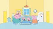 La chambre de Peppa et George ressemble &agrave; un champ de bataille. Avec l'aide de papa et maman cochon, ils inventent un jeu pour ranger leur chambre...