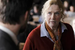 Das Leben von &Aring;se Evensen (Liv Ullman) &auml;ndert sich pl&ouml;tzlich, als sie die wahre Identit&auml;t der Frau erf&auml;hrt, von der sie dachte, sie sei ihre Tochter.