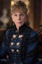 Agnes Van Rhijn (Christine Baranski)