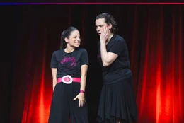 v.li.: Caroline Athanasiadis, Gudrun Nikodem-Eichenhardt.