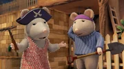 Julia (links) und Sam (rechts) spielen Piraten, die einen Schatz suchen. Opa Seemann hat ihnen erz&auml;hlt, dass er zwei gro&szlig;e Rubine im M&auml;usehaus versteckt hat.