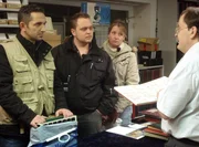 Heute ist das Geschick von Tr&ouml;deltrupp-Experte Mauro gefragt - nicht nur im Umgang mit den Verk&auml;ufern, sondern auch mit dem &uuml;bersch&auml;umenden Temperament des Tr&ouml;del-Erben und seiner Frau!