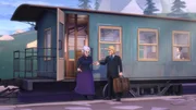 Herr Sesemann und Claras Großmutter steigen beim Dörfli aus dem Zug. Herr Sesemann und Claras Großmutter steigen beim Dörfli aus dem Zug.