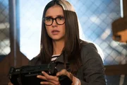 Rebecca "Becky" Clearidge (Nina Dobrev)