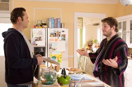 Aus allen Wolken fallend, erf&auml;hrt David (Vince Vaughn, l.), dass seine Samenspende vor zwanzig Jahren verheerende Folgen hat. Er soll Vater von sage und schreibe 533 Kindern sein! Sein Freund Brett (Chris Pratt, r.) ist fassungslos ...