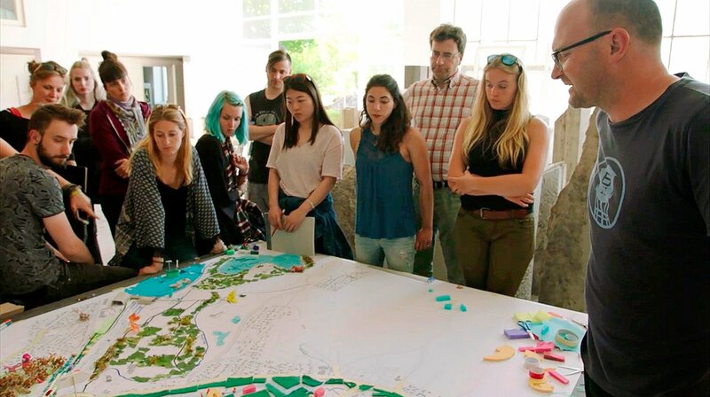 WG mit Wildtier – Neues Bauen in der Stadt (D, 2021)