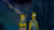L-R: Maggie will mal wieder nicht schlafen und deswegen erz&auml;hlt ihr Homer eine ganz besondere Gute-Nacht-Geschichte von sich und Ned Flanders