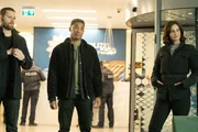 (L-R) Luke Kleintank als Special Agent Scott Forrester, Carter Redwood als Special Agent Andre Raines und Heida Reed als Special Agent Jamie Kellett.