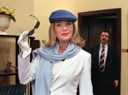 Elvira Kupfer (Jutta Speidel) spielt die Disko-Besitzerin. Der Imagewechsel wirkt &uuml;beraus belebend auf die sauert&ouml;pfische Juristin, die sich auf Kosten ihres Chefs ein schickes neues Outfit zugelegt hat.