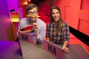 Clari und Ralph besch&auml;ftigen sich heute mit "Wissen macht Ah ha!"