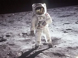A Man on the Moon, Buzz Aldrin und Neil Armstrong betreten als erste Menschen den Mond