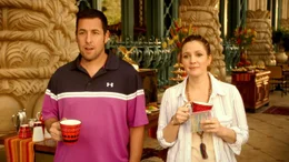 Nach einem missgl&uuml;ckten Date treffen Lauren (Drew Barrymore, r.) und Jim (Adam Sandler, l.) zuf&auml;llig im Urlaub wieder aufeinander. Chaos ist vorprogrammiert ...