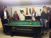 V.l.: Marius, Susanne, Renate, Gastgeber Volker und Romina