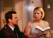 Tom (Marcus Grüsser, li.) liebt Anna (Bettina Kramer, re.) und erklärt ihr, dass er ohne sie nicht mehr leben kann. Doch Anna gibt ihm eine klare Abfuhr. Tom (Marcus Grüsser, li.) liebt Anna (Bettina Kramer, re.) und erklärt ihr, dass er ohne sie nicht mehr leben kann. Doch Anna gibt ihm eine klare Abfuhr.