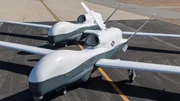 Die Drohne MQ-4 Triton kann ein Objekt aus &uuml;ber 15.000 Metern H&ouml;he entdecken und blitzschnell klassifizieren.