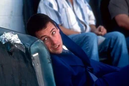 Barry (Adam Sandler) ist ein komischer Kauz ...