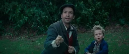 Jack (Lin-Manuel Miranda) und Georgie Banks (Joel Dawson)