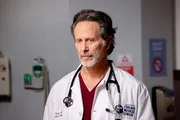 Der ewige Skeptiker: Steven Weber als Dr. Dean Archer Der ewige Skeptiker: Steven Weber als Dr. Dean Archer