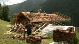 Traditionelles Handwerk im Ultental.