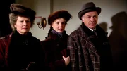 Janet King (Lally Cadeau), Cecily King (Molly Atkinson), Alec King (Cedric Smith) (v.l.) Janet King (Lally Cadeau), Cecily King (Molly Atkinson), Alec King (Cedric Smith) (v.l.)