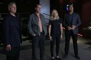 Ermitteln in einem neuen Fall: Gibbs (Mark Harmon, l.), Timothy McGee (Sean Murray, 2.v.l.), Ellie Bishop (Emily Wickersham, 2.v.r.) und Anthony DiNozzo (Michael Weatherly) ...