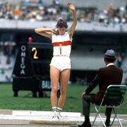 Ingrid Mickler Becker, ehemalige Leichtathletin, holte bei den Olympischen Spielen das erste Gold f&uuml;r Deutschland. (Archivfoto: Ingrid Mickler-Becker beim Kugelsto&szlig;en)