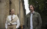 Villanelle (Jodie Comer, l.); Niko Polastri ( Owen McDonnell, r.)
