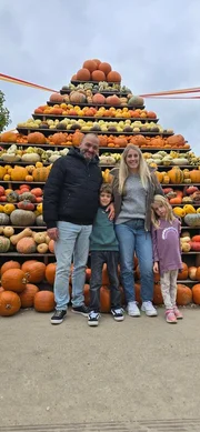 Familie Andaloussi m&ouml;chte sparen beim Einkauf - und sich von den Ersparnissen einen gro&szlig;en Traum erf&uuml;llen.