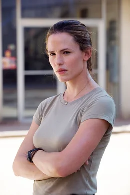 Ermittlerin Janet Mayes (Jennifer Garner) hat es als Frau nicht leicht...