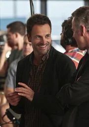 Ermittelt in einem neuen Fall: Sherlock Holmes (Jonny Lee Miller) ...
