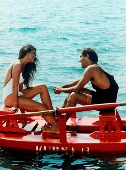 Noch ahnt Busfahrer Barnaba (Adriano Celentano) nicht, da&szlig; sein h&uuml;bsches Gegen&uuml;ber, Christina (Ornella Muti), in Wirklichkeit eine Prinzessin ist... sonst k&ouml;nnte er auch sicher nicht den gemeinsamen Bootsausflug so sehr genie&szlig;en...