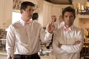 Ron Donald (Ken Marino, l.); Henry Pollard (Adam Scott, r.)