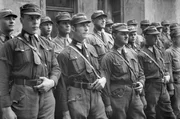 Mitglieder der nationalsozialistischen Sturmabteilung (SA) Mitglieder der nationalsozialistischen Sturmabteilung (SA)