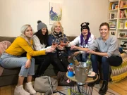 V.l.: Anna, Inka, Nicole, Leah und Kandidatin Julia