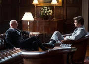 Trion System CEO Jock Goddard (Harrison Ford) betraut Adam Cassidy (Liam Hemsworth) mit einem streng geheimen Projekt