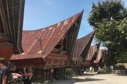 Batak-H&auml;user auf der Insel Samosir im Lake Toba.