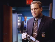 Der exzentrische Detective Robert Goren (Vincent D'Onofrio) nimmt es mit den übelsten Verbrechern der Stadt auf! Der exzentrische Detective Robert Goren (Vincent D'Onofrio) nimmt es mit den übelsten Verbrechern der Stadt auf!