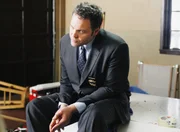 Benutzt ein Serienkiller die DNA von Toten, um die Polizei in die Irre zu führen? Goren (Vincent D'Onofrio) ermittelt. Benutzt ein Serienkiller die DNA von Toten, um die Polizei in die Irre zu führen? Goren (Vincent D'Onofrio) ermittelt.