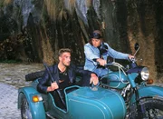 Der mysteriöse Tod eines kleinen Jungen führt Andre (Mark Keller, li.) und Semir (Erdogan Atalay) auf die Ferieninsel Mallorca. Hier jagen sie den Mafia-Gangster Carlos Berger.