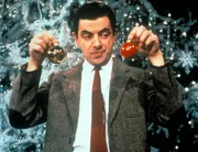 Mr. Bean (Rowan Atkinson) t&auml;tigt Weihnachtseink&auml;ufe. Klare Sache, dass das nicht auf Anhieb klappt.