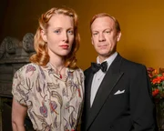 Alice Orr-Ewing (Judith Hastings), Shaun Dingwall (Doctor Franklin). Alice Orr-Ewing (Judith Hastings), Shaun Dingwall (Doctor Franklin).