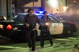 L-R: Louis Bloom (Jake Gyllenhaal), Rick (Riz Ahmed)