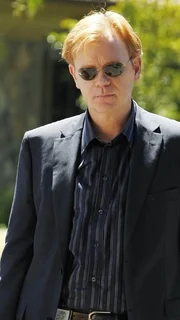 Der M&ouml;rder von Horatios (David Caruso) Ehefrau ist aus dem Gef&auml;ngnis ausgebrochen und hinterl&auml;sst auf seiner Flucht mit weiteren Morden eine blutige Spur. Werden Horatio und seine Leute ihn stoppen k&ouml;nnen?
