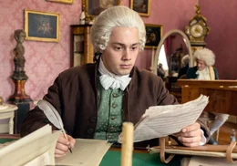 Beethoven (Anselm Bresgott) setzt sich &uuml;ber Konventionen seiner Zeit hinweg.