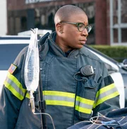 Aisha Hinds (Henrietta &sbquo;Hen&lsquo; Wilson).