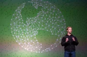 Mark Zuckerberg, Gr&uuml;nder und Gesch&auml;ftsf&uuml;hrer von Facebook Inc., h&auml;lt eine Rede auf der j&auml;hrlichen F8-Entwicklerkonferenz in San Francisco.