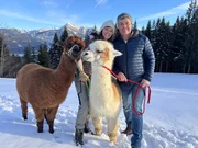 Bernhard Maurer und Ingrid Maurer auf der Alpaka Alm