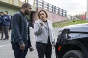Ray Cannon (Edwin Hodge, l.); Hana Gibson (Keisha Castle-Hughes, r.)