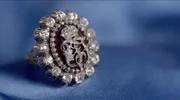 Kaiserlicher Ring mit Monogramm und Brilliantenbesatz aus dem 19. Jahrhundert.
